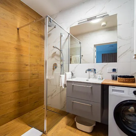 Perlowe كولوبرزيغ